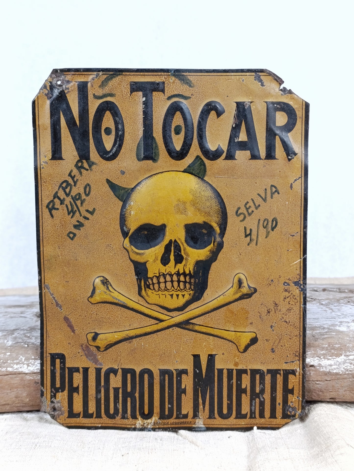 Placa antigua “Peligro de muerte ”