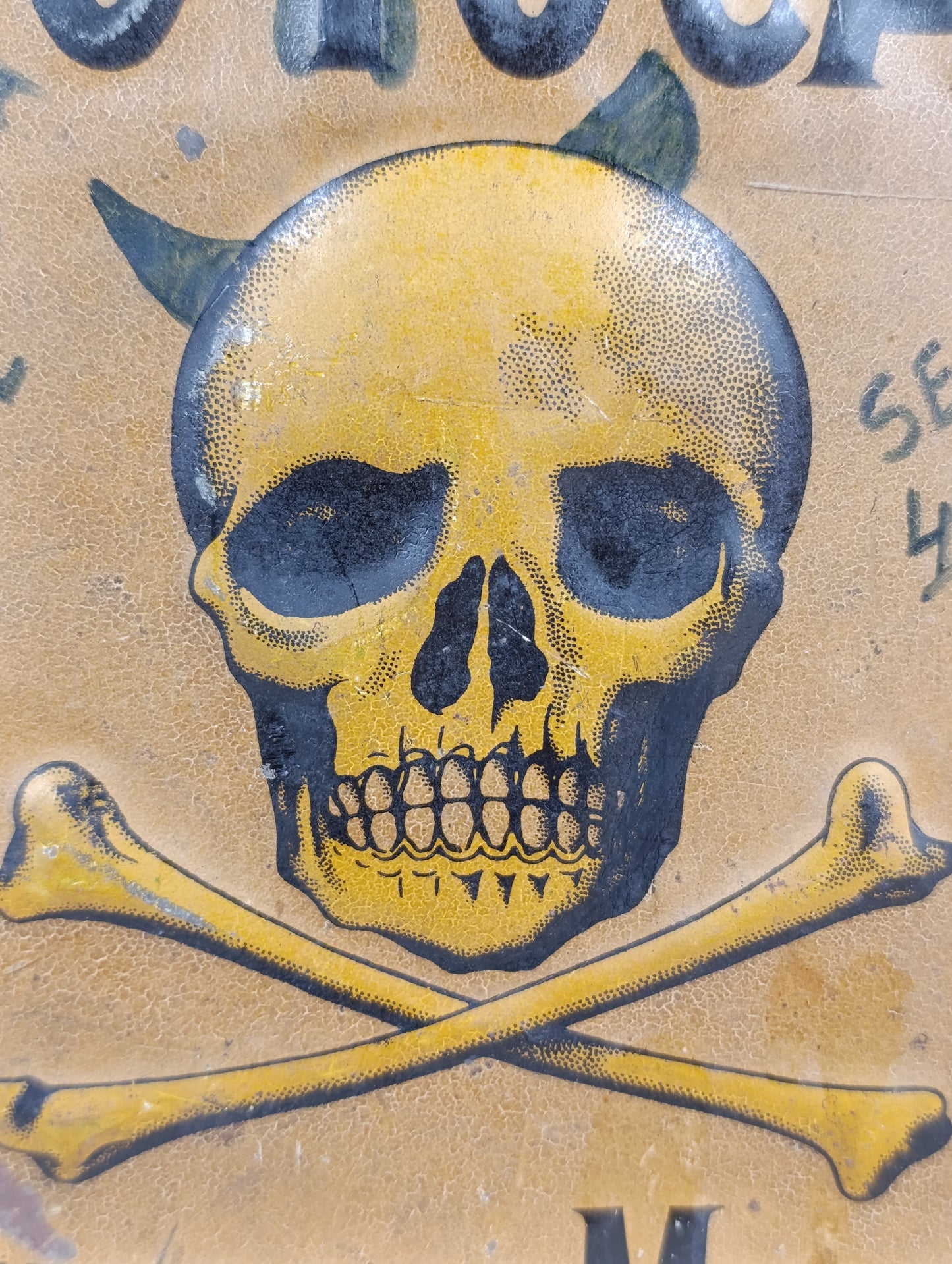 Placa antigua “Peligro de muerte ”