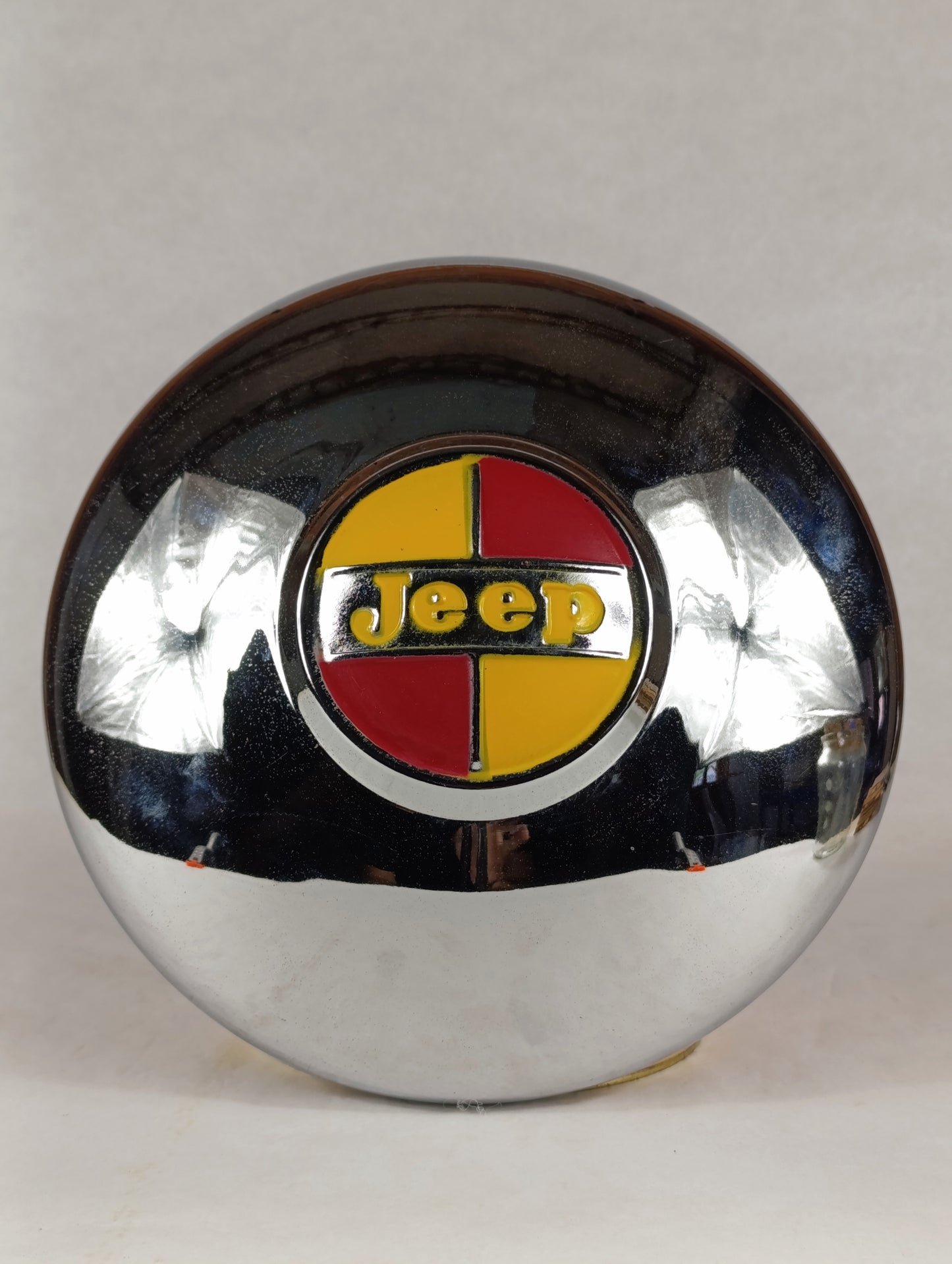 Tapa Cubos Jeep Clásico en Metal Cromado
