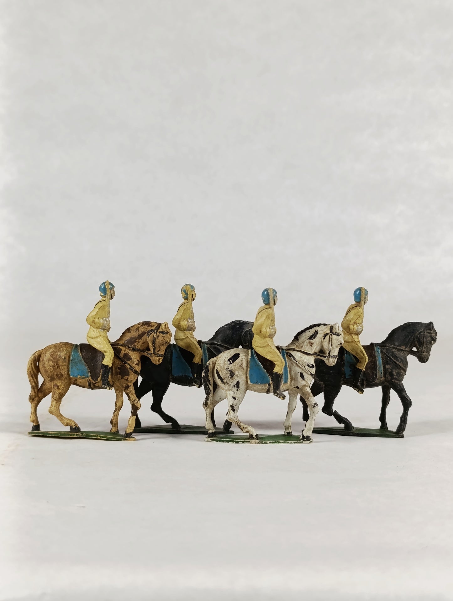 Figuras de Goma | Caballería Italiana