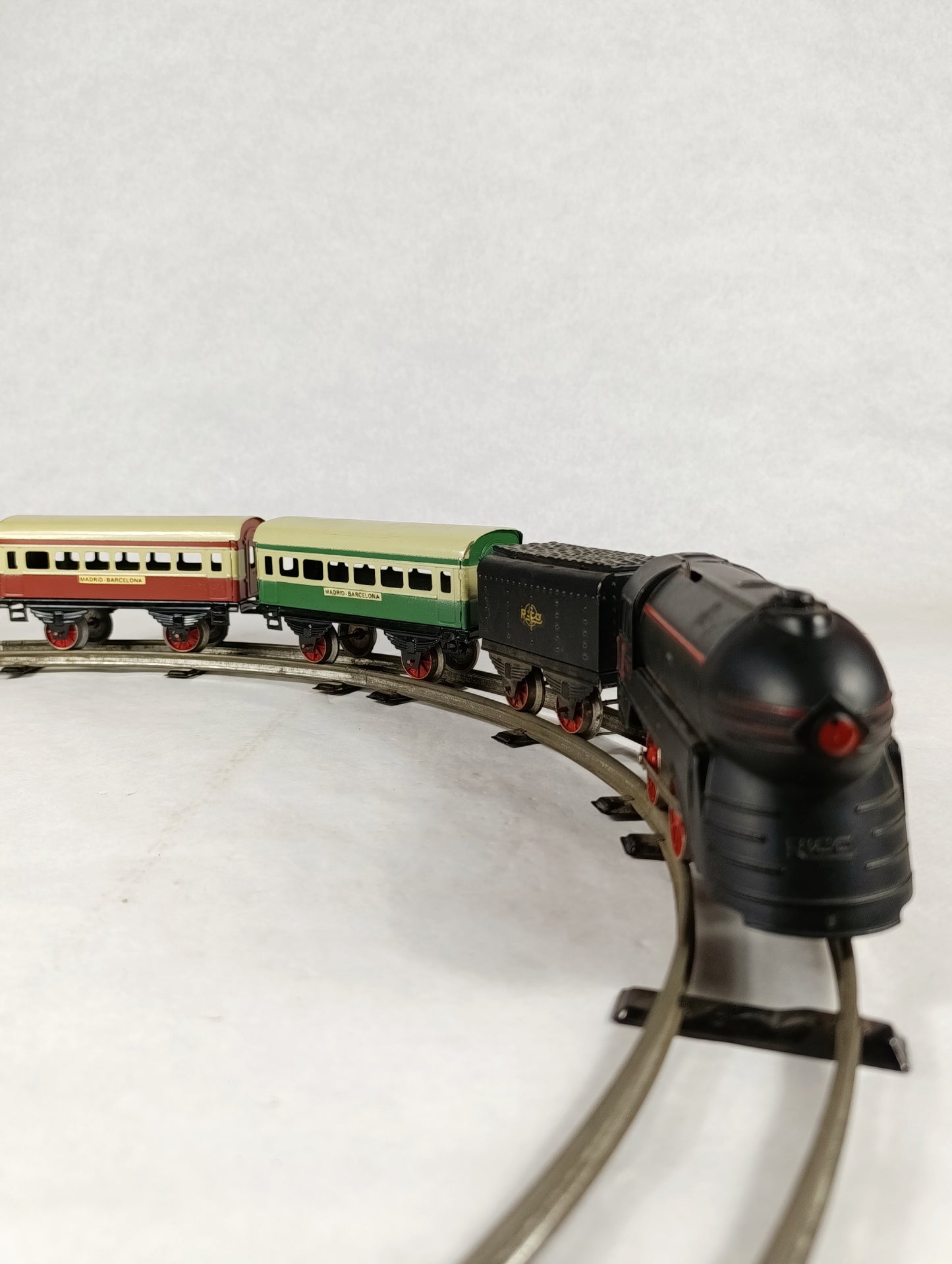 Tren de cuerda marca Rico