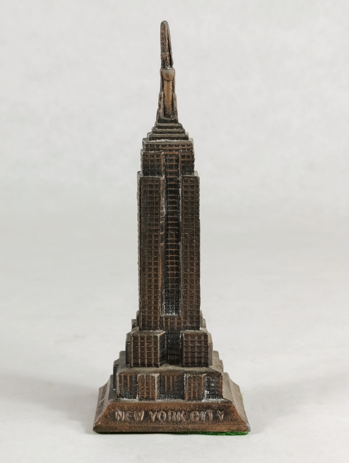 Termómetro en forma de Empire State Building