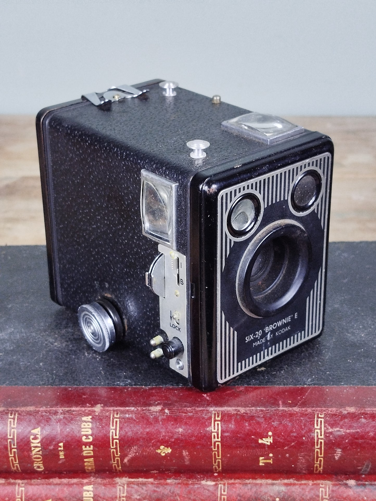 Cámara Brownie Six-20 Modelo E