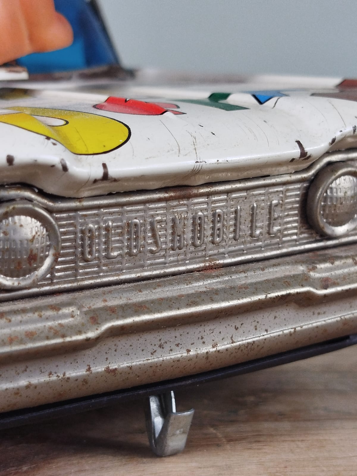 Coche de juguete Tom y Jerry marca Rico, años 60