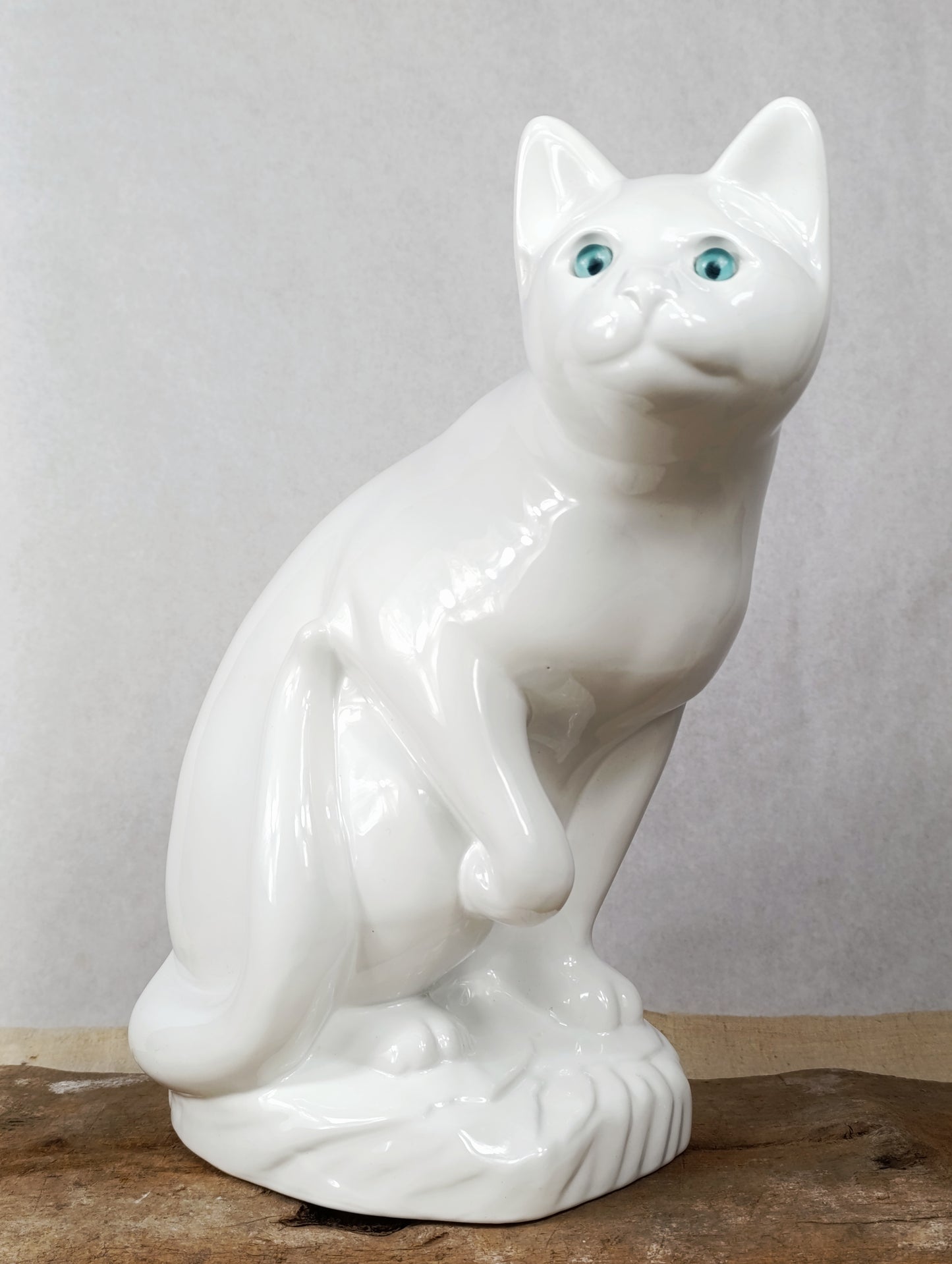 Figura de Porcelana Portuguesa | Marca Elpa
