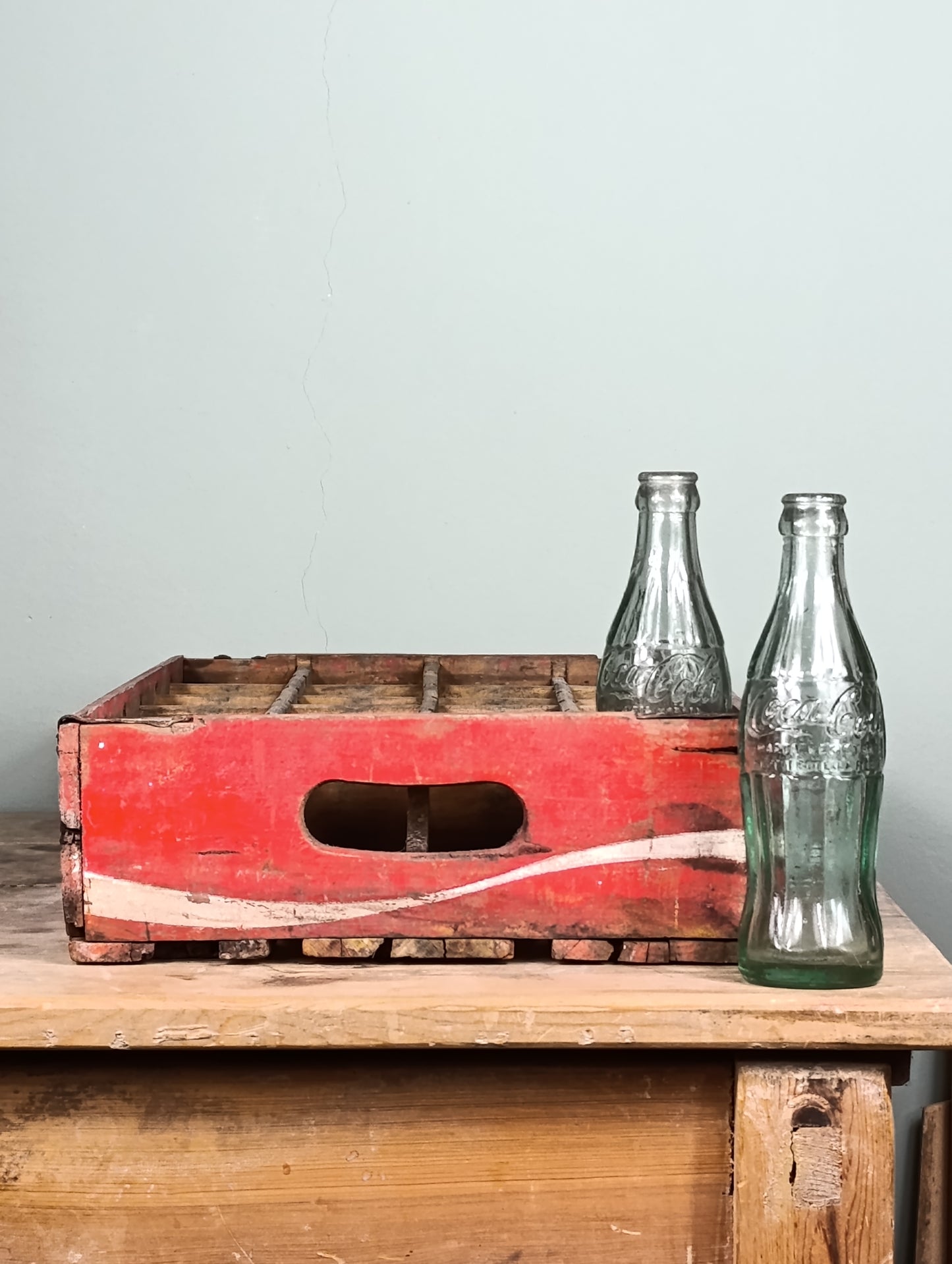 Caja de madera para transportar botellines de Coca-Cola | Años 60 (Incluye dos botellines originales)