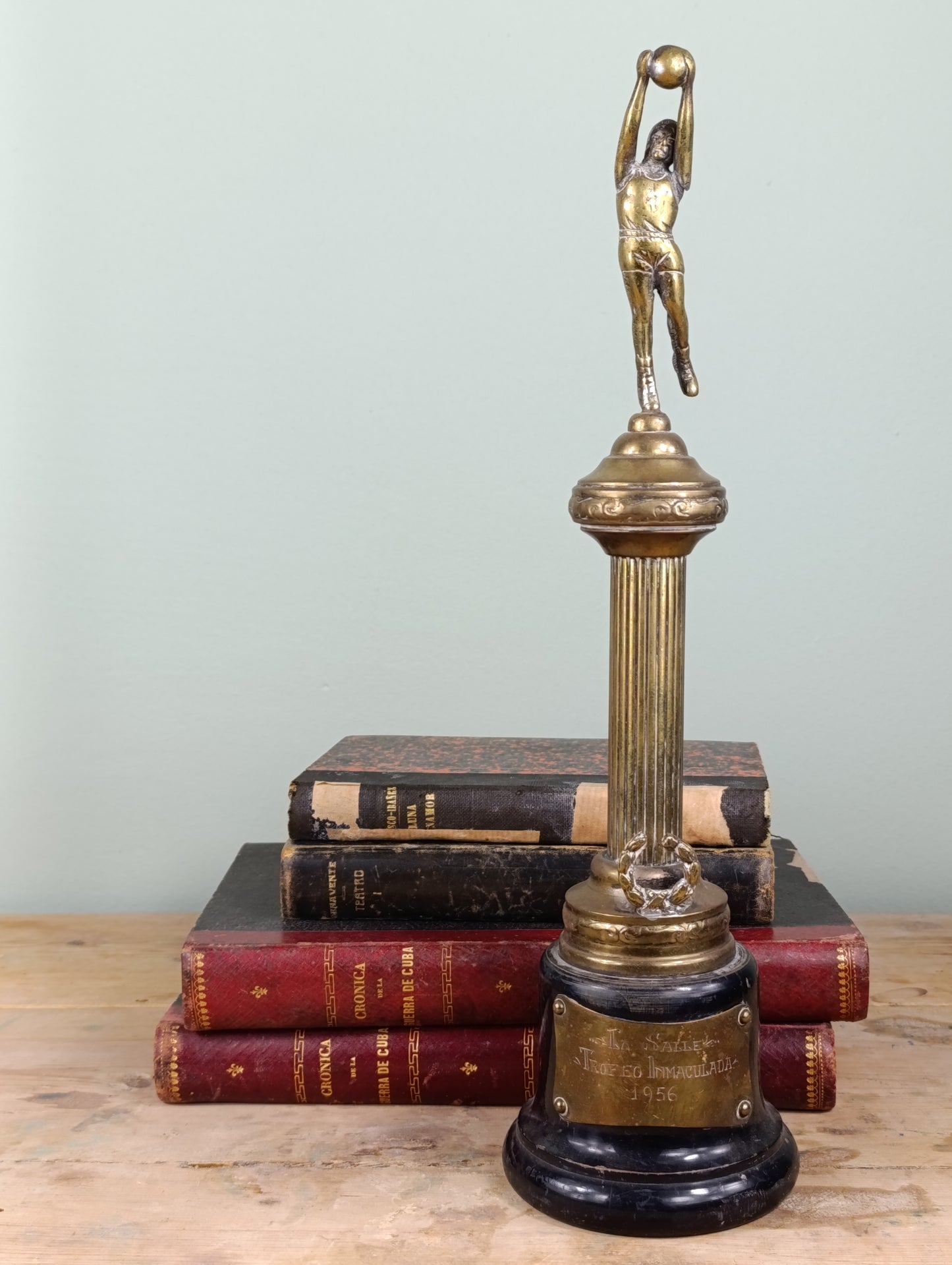 Trofeo de Baloncesto Vintage | Memorabilia Deportiva