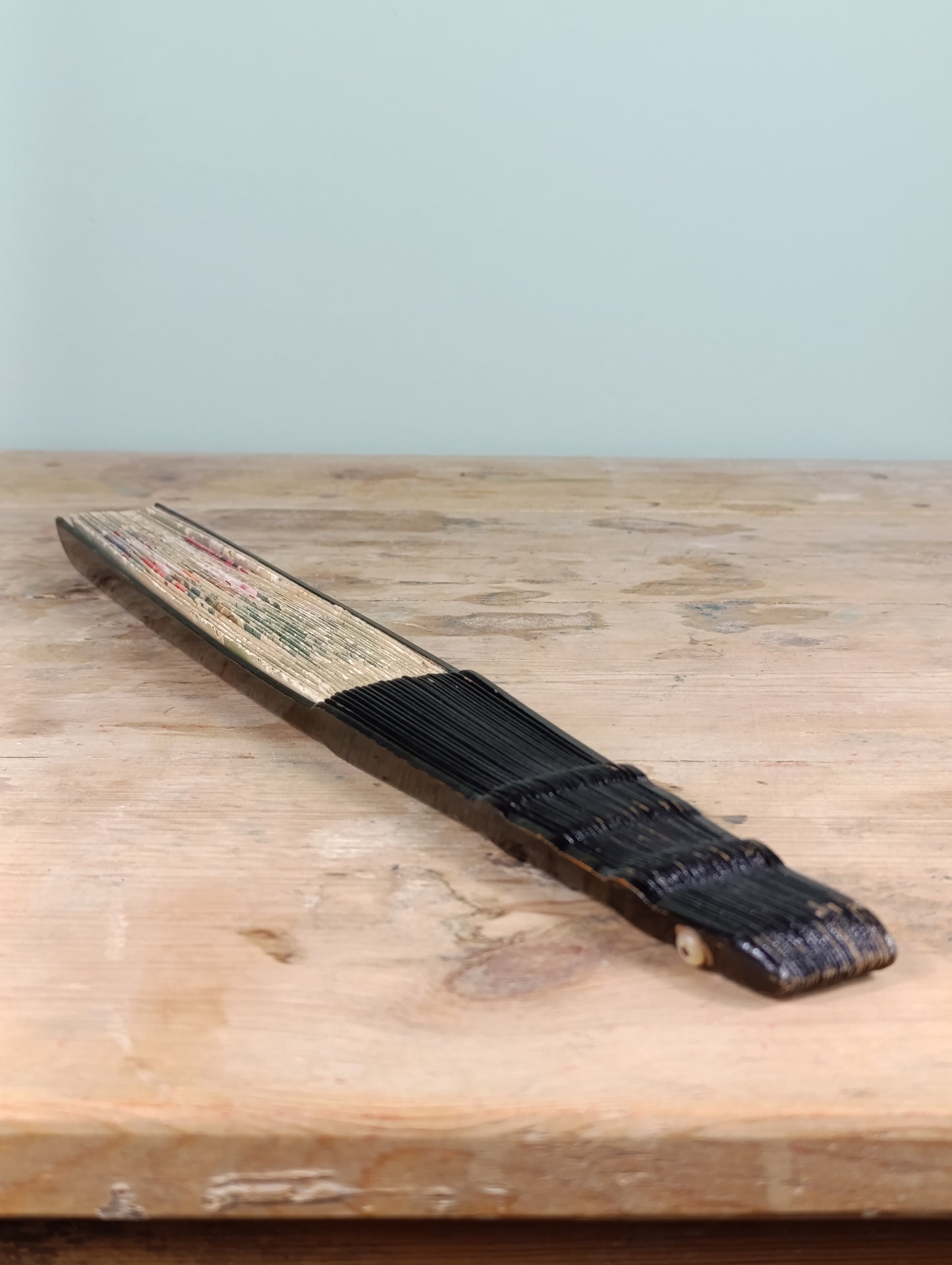 Antiguo Abanico Japonés Pintado a Mano