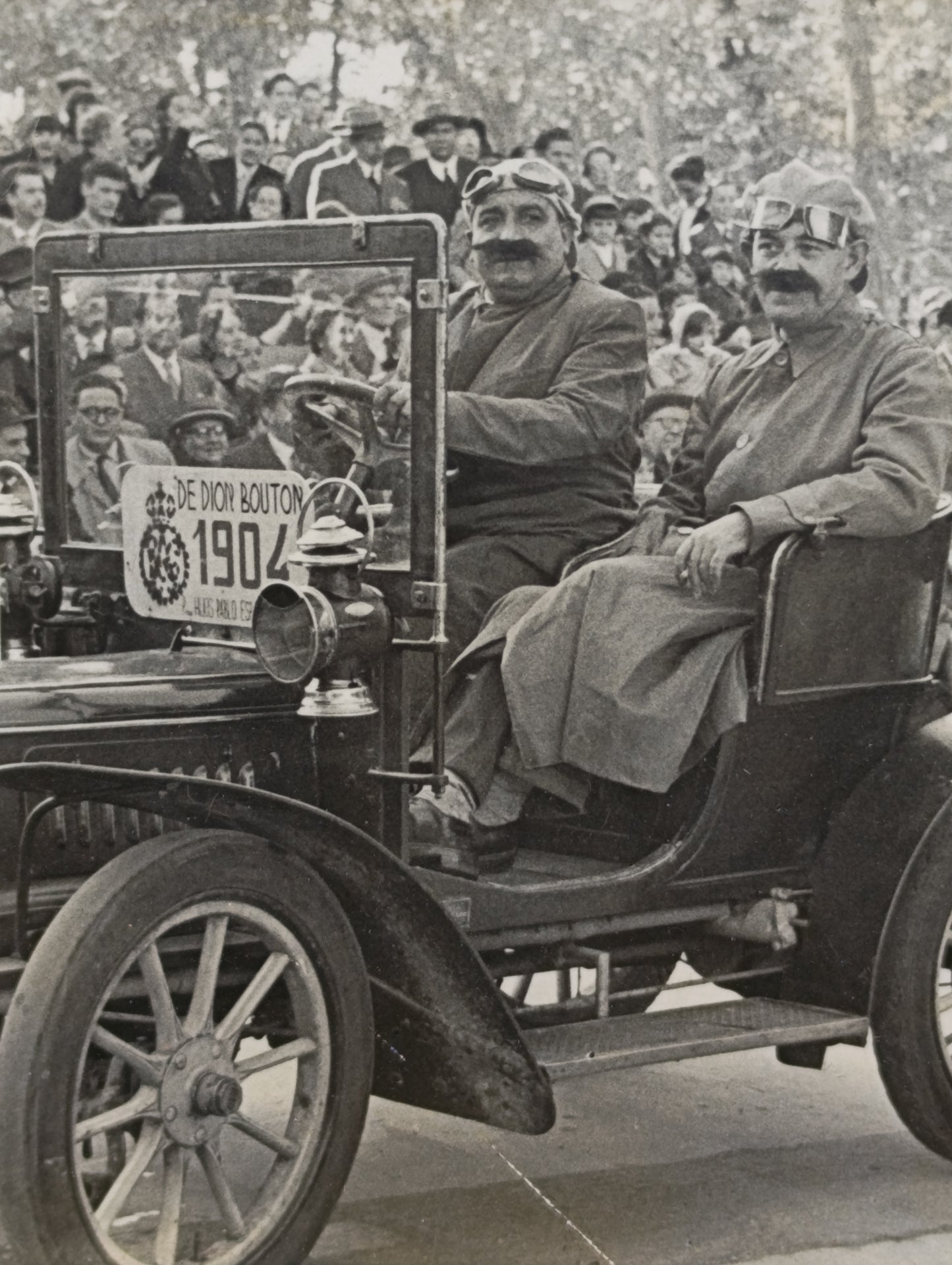 Fotografía original enmarcada del coche de Pablo Esparza y Velázquez de Carvajal