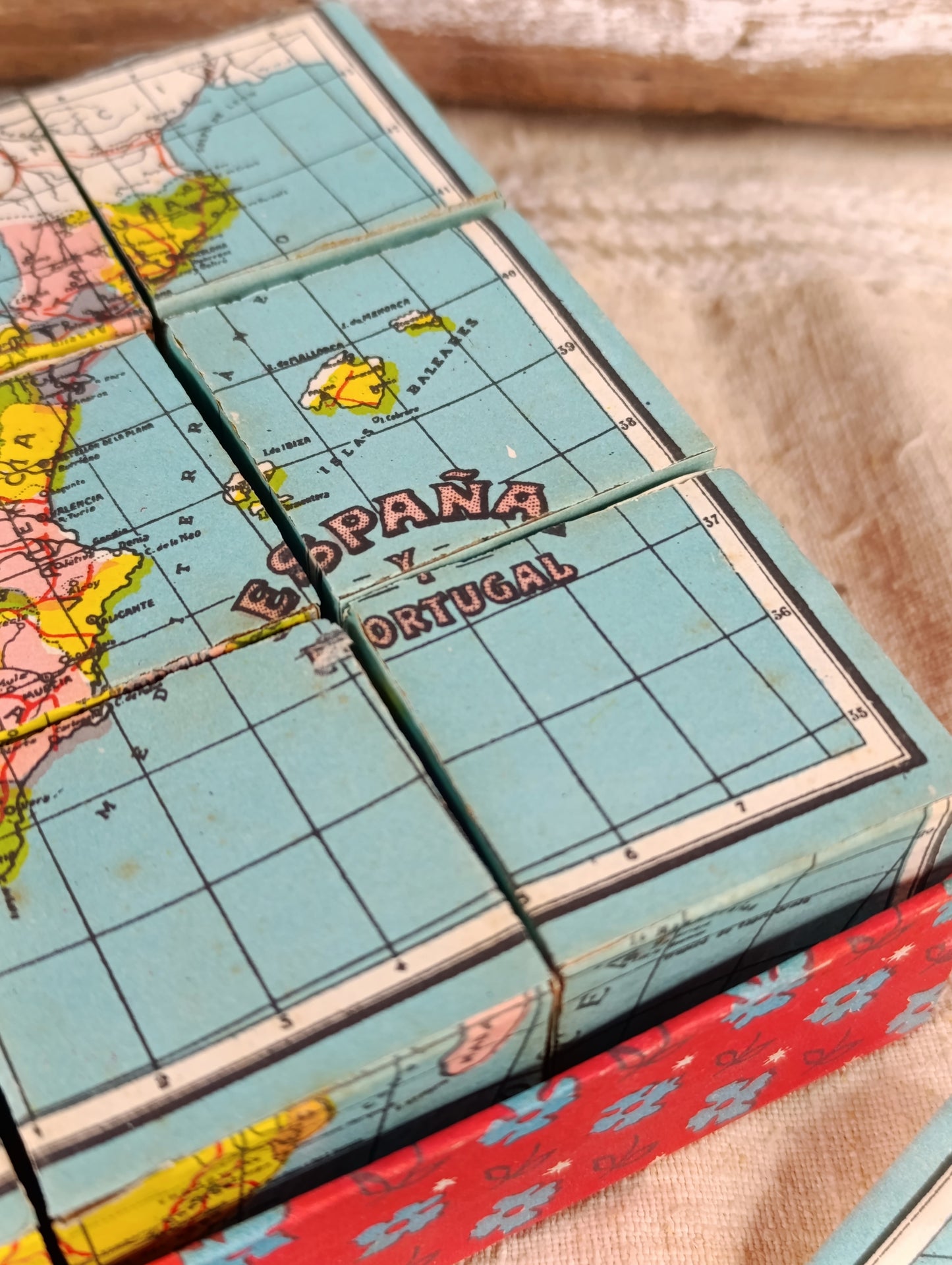 Juego Rompecabezas con Mapas del Mundo