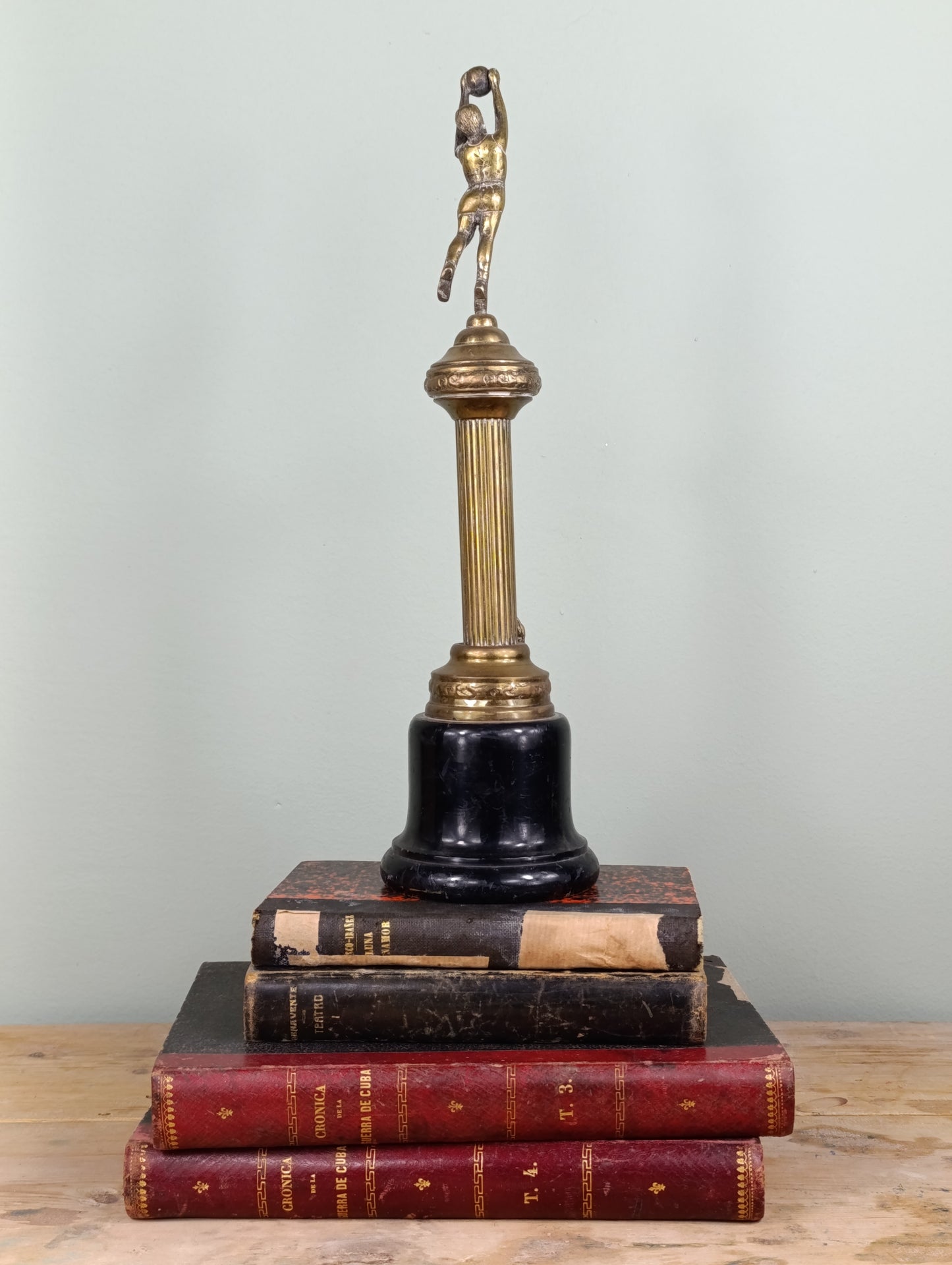 Trofeo de Baloncesto Vintage | Memorabilia Deportiva