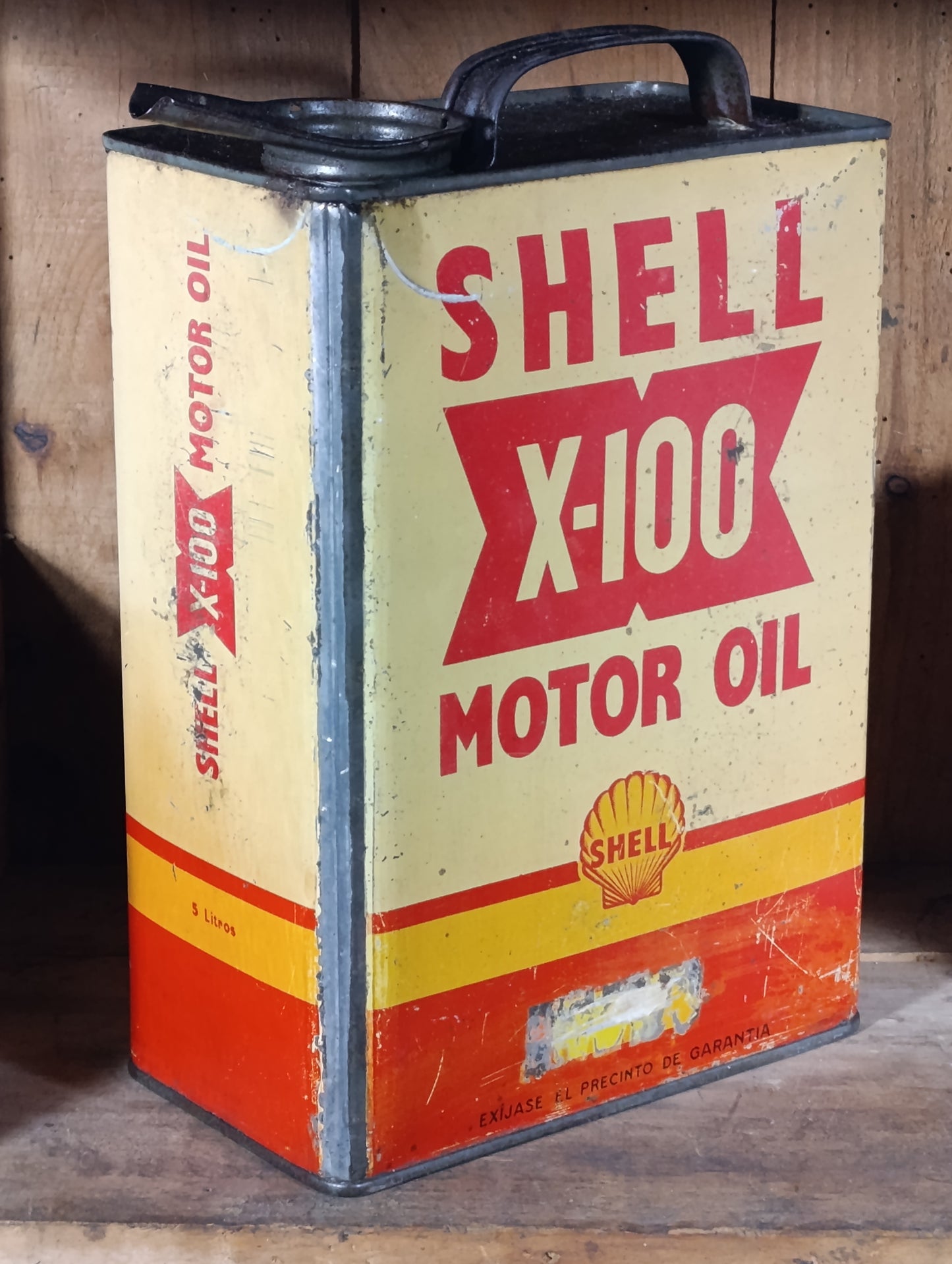 Antigua lata de aceite de motor SHELL