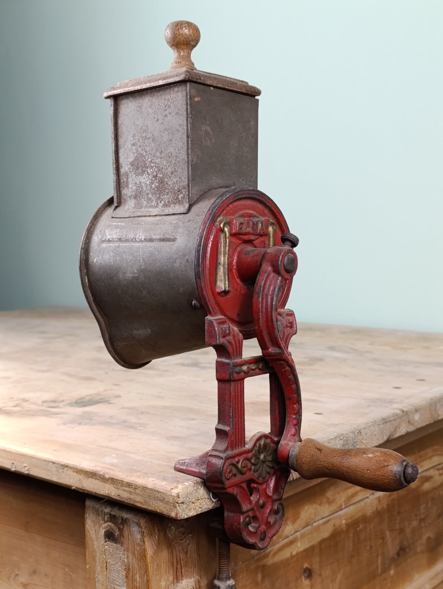 Ralladora Vintage Elma Grande | Utensilio de Cocina Decorativo