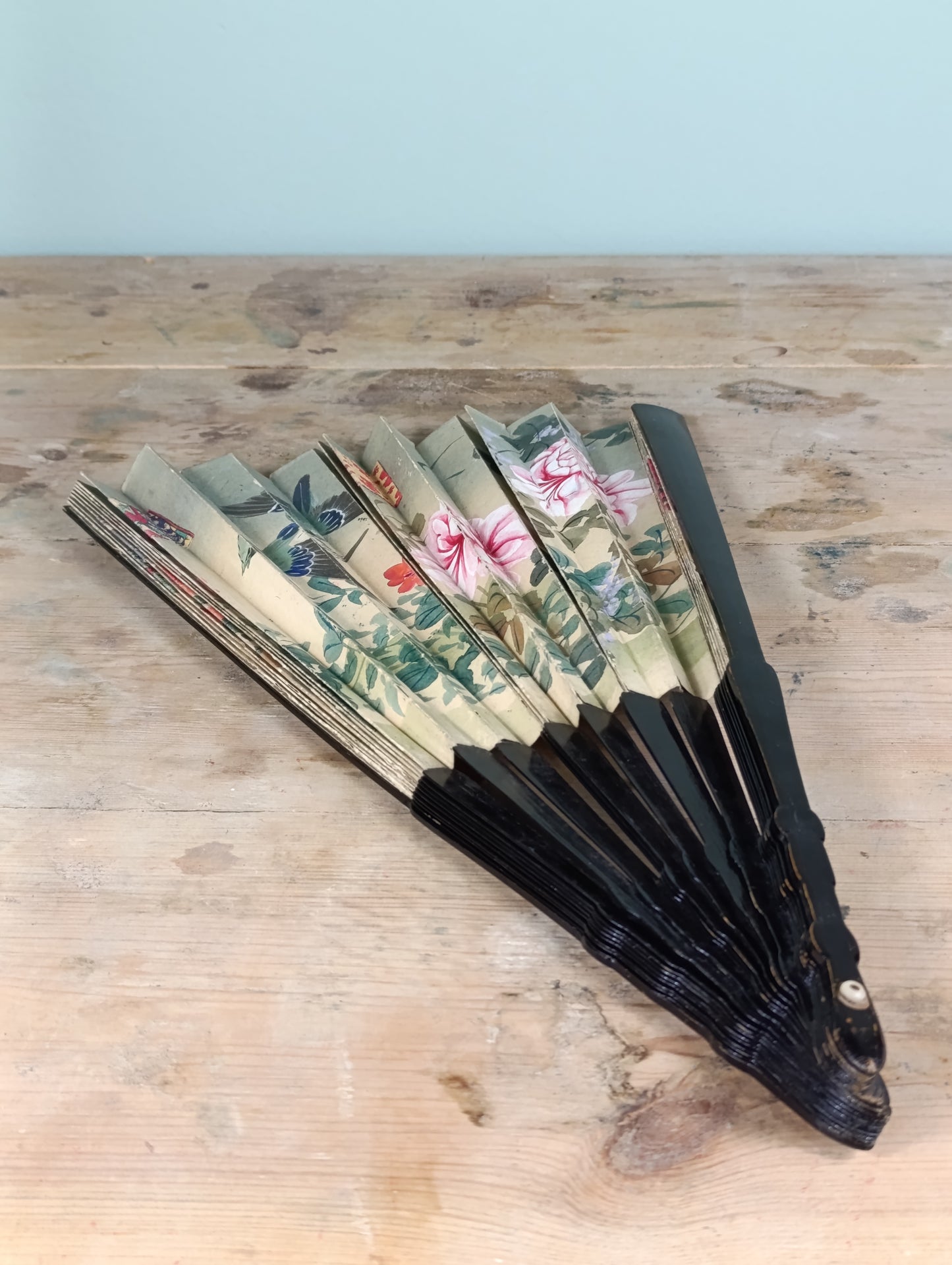 Antiguo Abanico Japonés Pintado a Mano