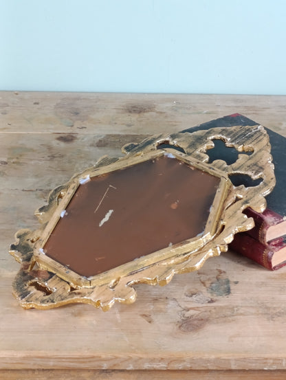 Cornucopia antigua de madera dorada | Principios del siglo XX